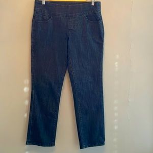 Jag brand pull on jeans in black with sequined back pockets